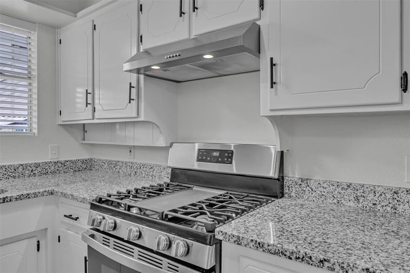 3407 NE 10th Street, Mineral Wells TX 76067 - Photo 4