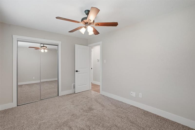 332 S Sealy Avenue, Justin TX 76247 - Photo 16