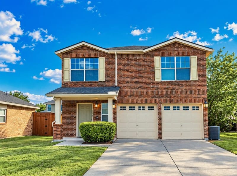 305 Daisy Lane, Wilmer TX 75172 - Photo 2
