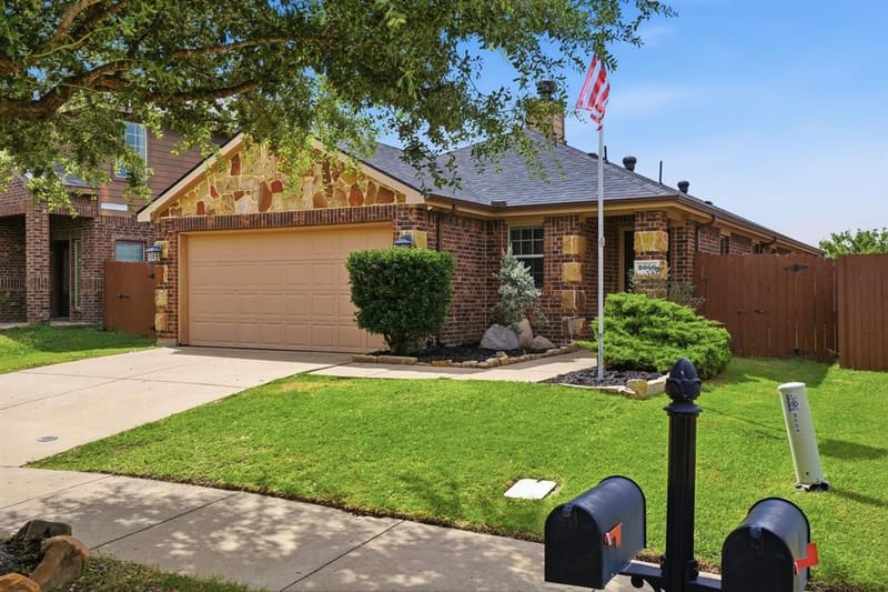 2006 Victorian Drive, Heartland TX 75126 - Photo 6