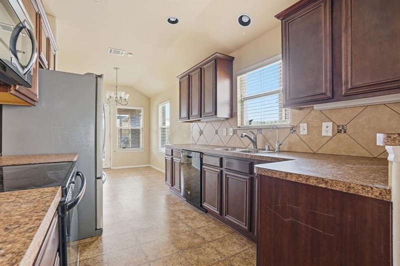 2006 Victorian Drive, Heartland TX 75126 - Photo 13