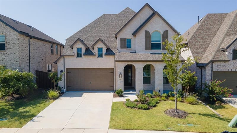 2012 Braided Mane Avenue, Aubrey TX 76227