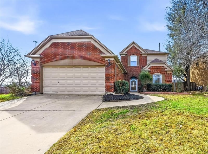 7000 Cadillac Boulevard, Arlington TX 76016 - Photo 2