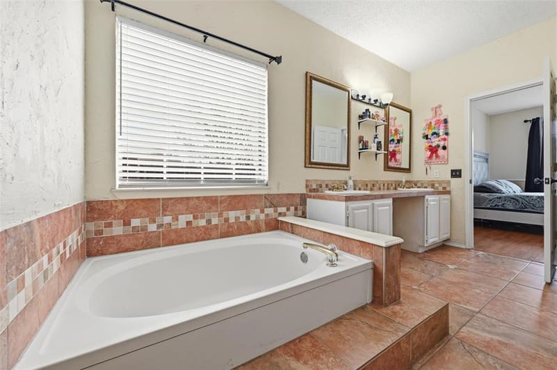 7000 Cadillac Boulevard, Arlington TX 76016 - Photo 15