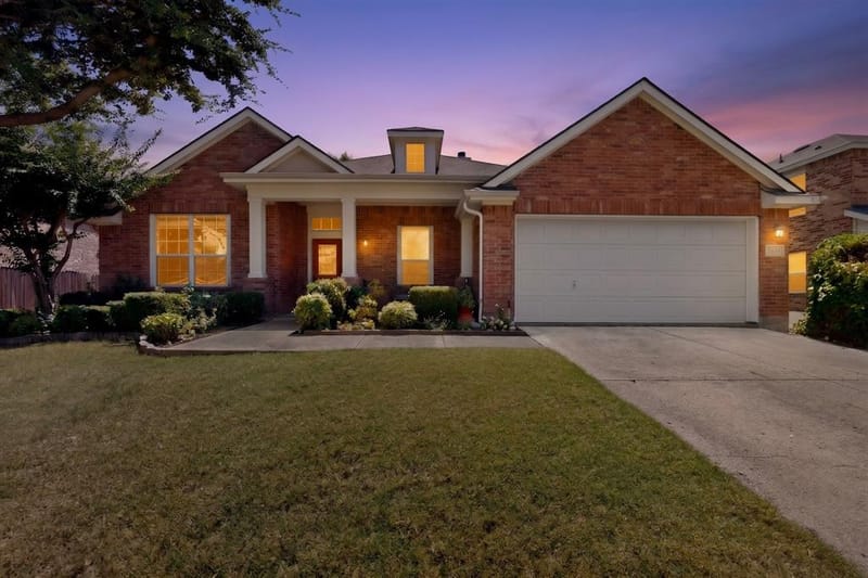 1635 Luckenbach Drive, Forney TX 75126 - Photo 2