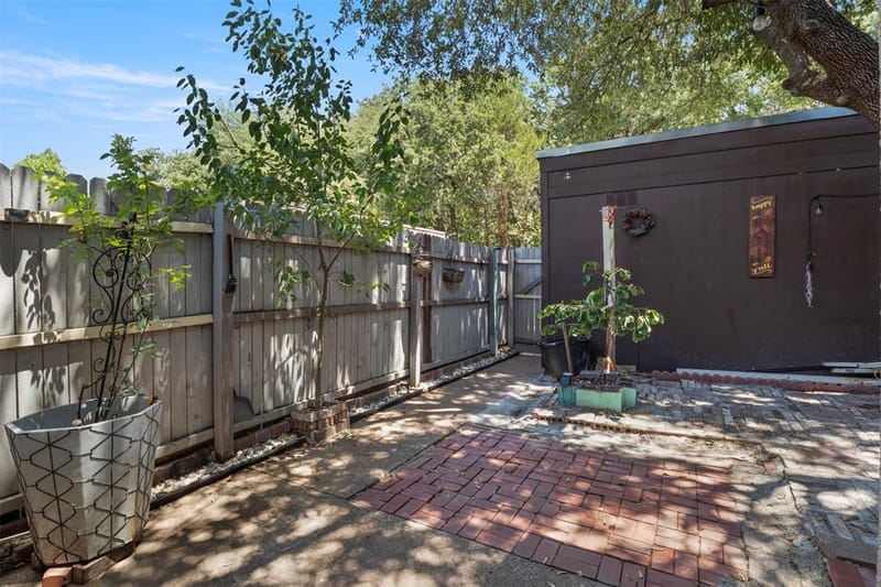 518 Campana Court, Irving TX 75061 - Photo 24