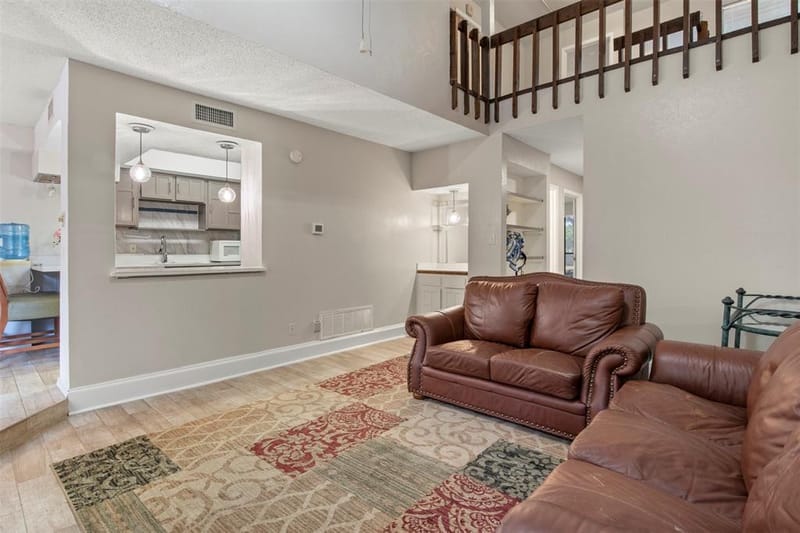 518 Campana Court, Irving TX 75061 - Photo 4