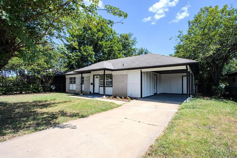 4608 Reed Street, Fort Worth TX 76119 - Photo 6