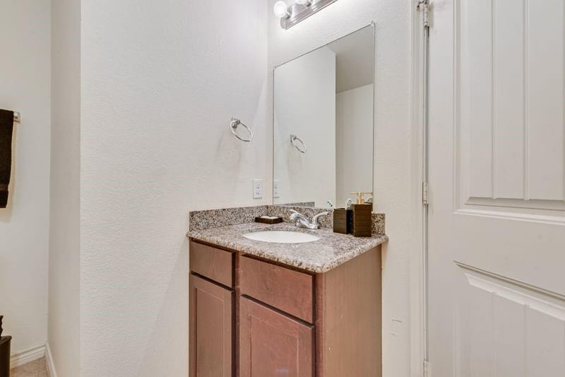 4639 Cherbourg Street, Dallas TX 75216 - Photo 18