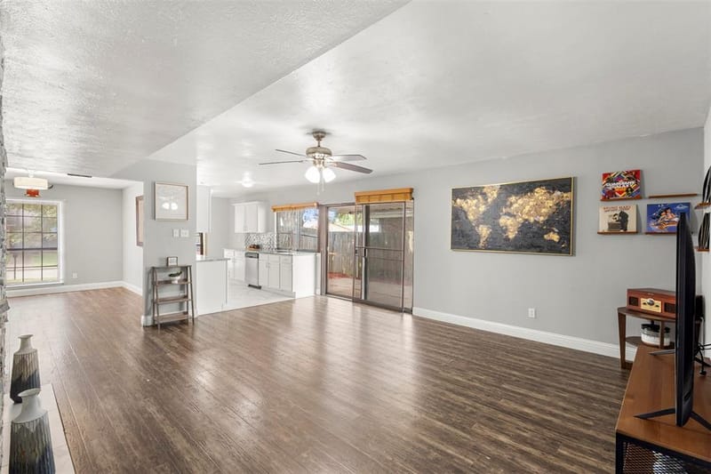 7334 Blue Sage Drive, Dallas TX 75249 - Photo 18