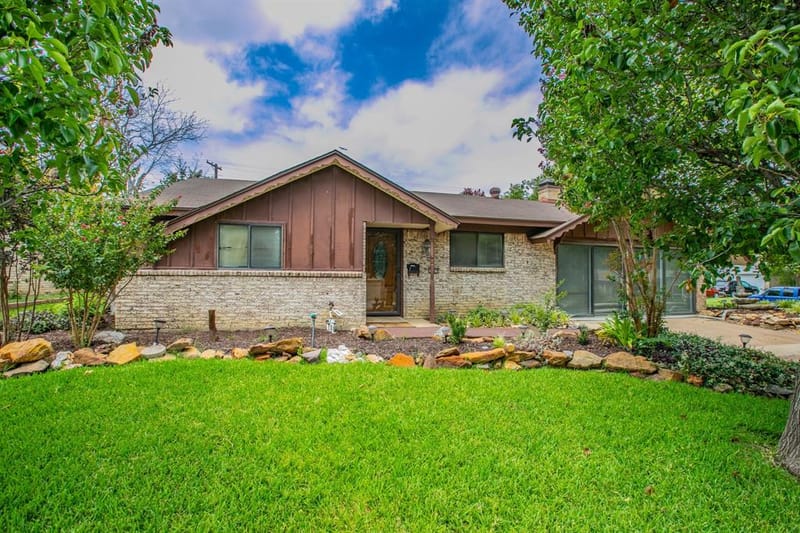3029 Esters Court, Irving TX 75062