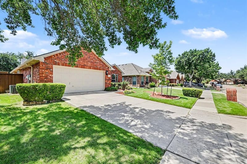 2620 Redcedar Drive, Little Elm TX 75068 - Photo 4