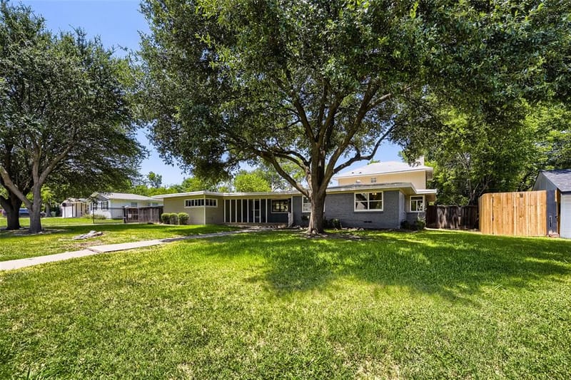 7053 Brooks Avenue, Richland Hills TX 76118 - Photo 5
