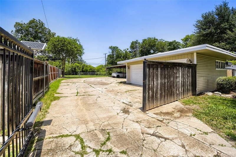 7053 Brooks Avenue, Richland Hills TX 76118 - Photo 34