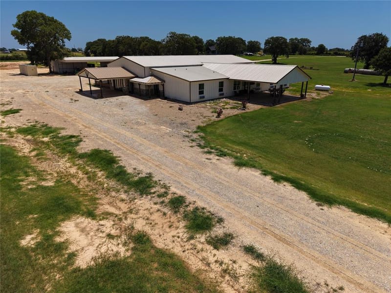 8900 Nix Road, Tolar TX 76476 - Photo 37
