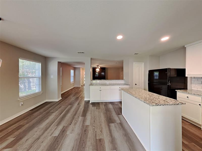 2161 Lone Pecan Drive, Mesquite TX 75181 - Photo 3