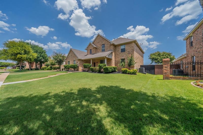 1026 Brentwood Drive, Murphy TX 75094 - Photo 3