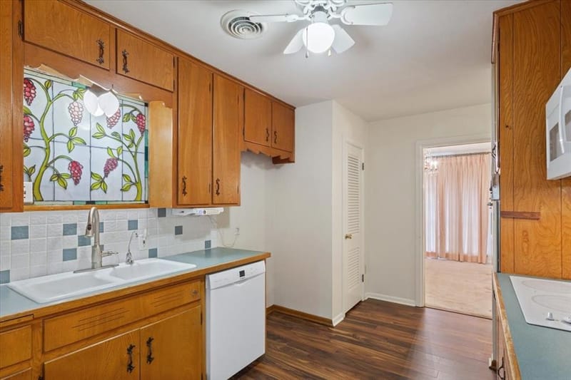 204 N Marable Street, West TX 76691 - Photo 12