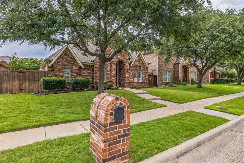 4471 Chandler Drive, Frisco TX 75034 - Photo 2
