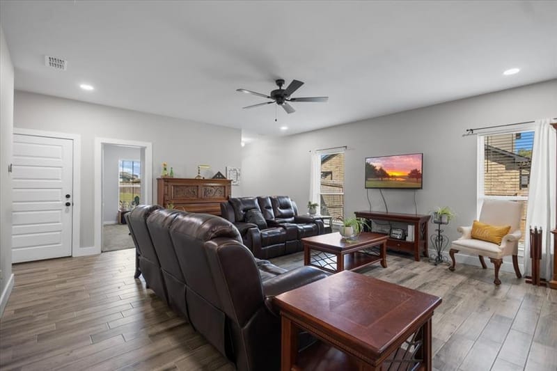 16134 Crossing Circle, Lindale TX 75771 - Photo 10