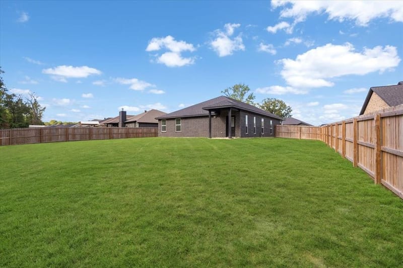 16134 Crossing Circle, Lindale TX 75771 - Photo 33