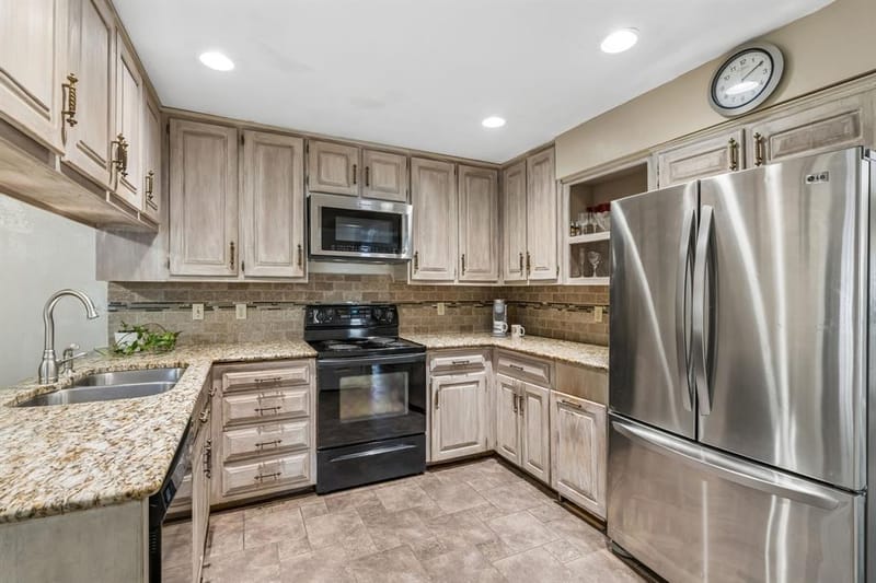 3101 Becky Court, Garland TX 75044 - Photo 9