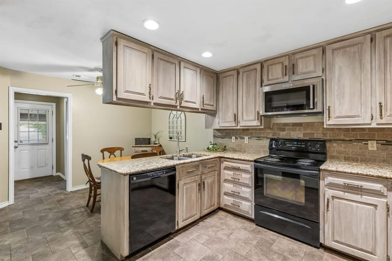 3101 Becky Court, Garland TX 75044 - Photo 8