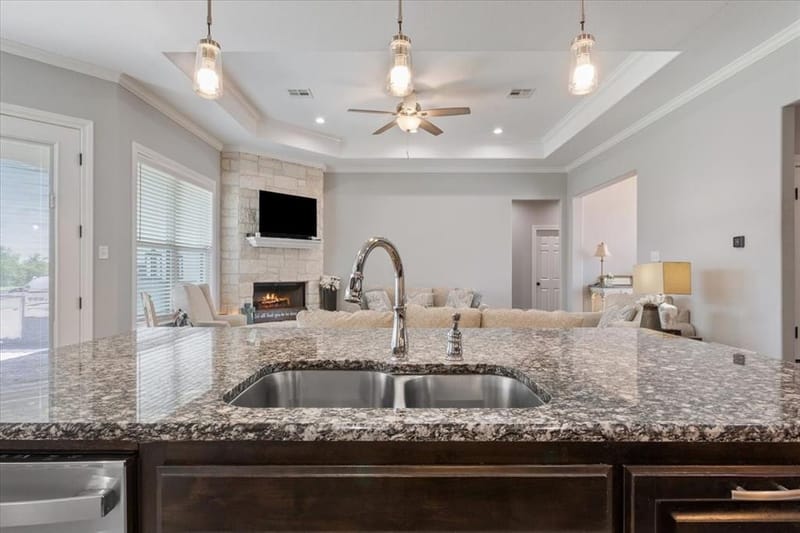 205 Fox Run Lane, Robinson TX 76706 - Photo 14