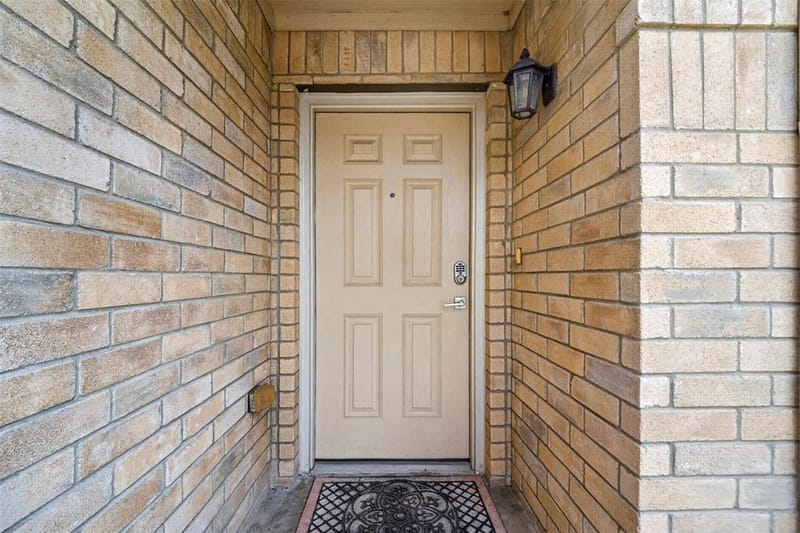 119 Matamoros Street, Grand Prairie TX 75051 - Photo 9
