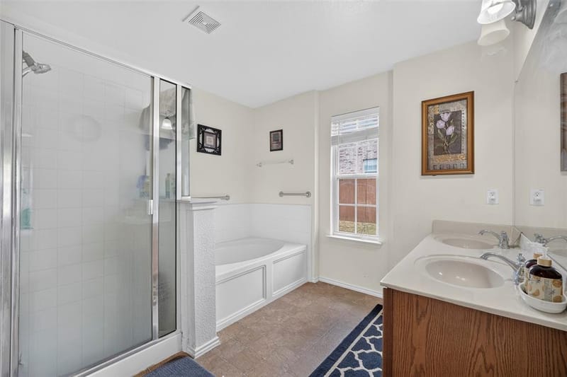 119 Matamoros Street, Grand Prairie TX 75051 - Photo 29