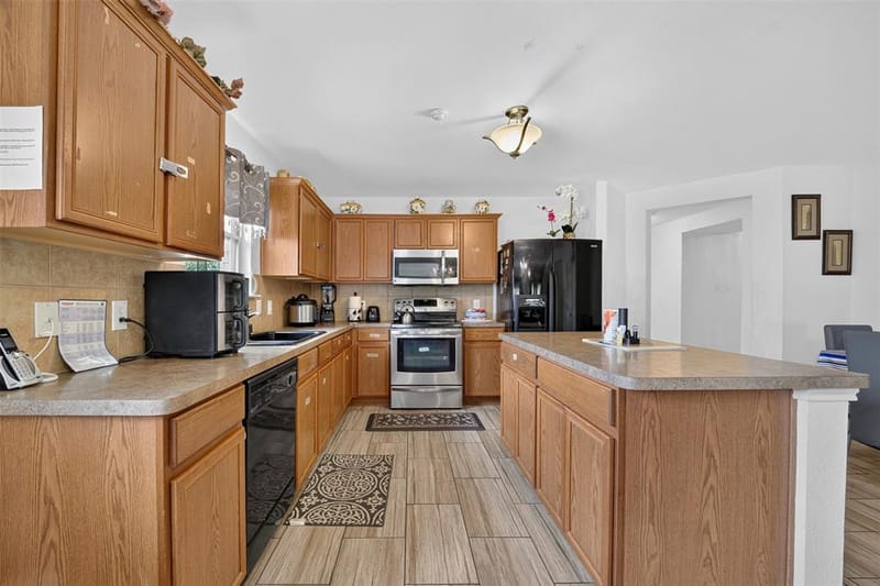 119 Matamoros Street, Grand Prairie TX 75051 - Photo 25