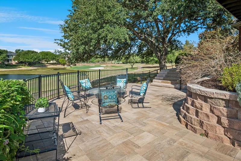 7501 Sweetgum Drive, Irving TX 75063 - Photo 34