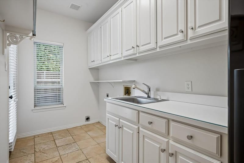 7501 Sweetgum Drive, Irving TX 75063 - Photo 31