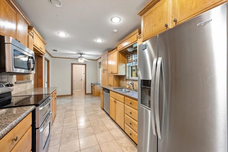 1104 Arlena Drive, Arlington TX 76012 - Photo 12