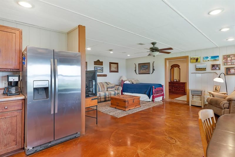1010 County Road 382, Era TX 76238 - Photo 13