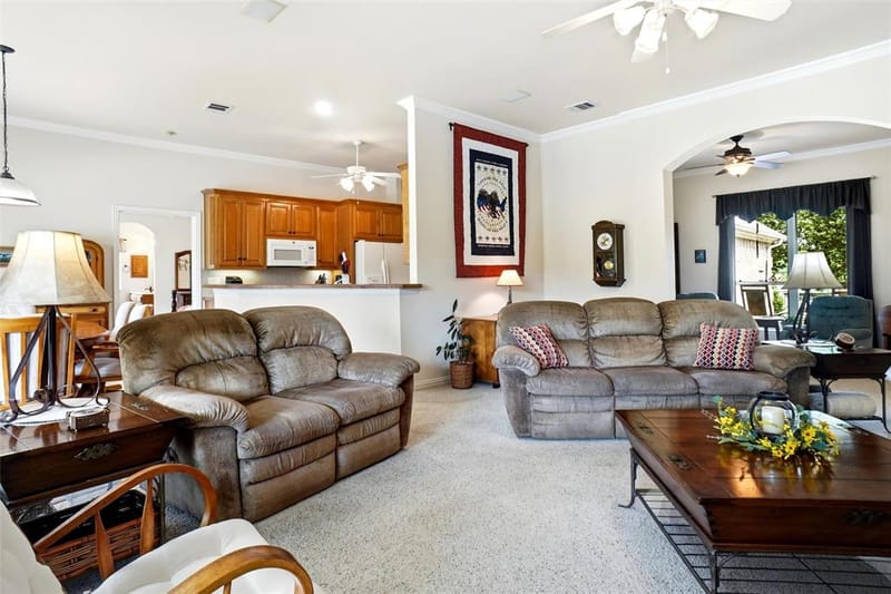 114 Bolivar Drive, Weatherford TX 76085 - Photo 5