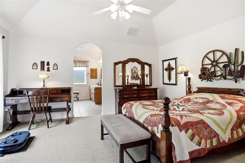 114 Bolivar Drive, Weatherford TX 76085 - Photo 10
