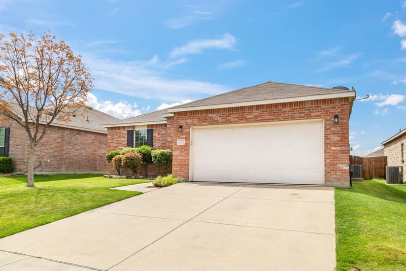 2408 Lohani Lane, Fort Worth TX 76131 - Photo 3