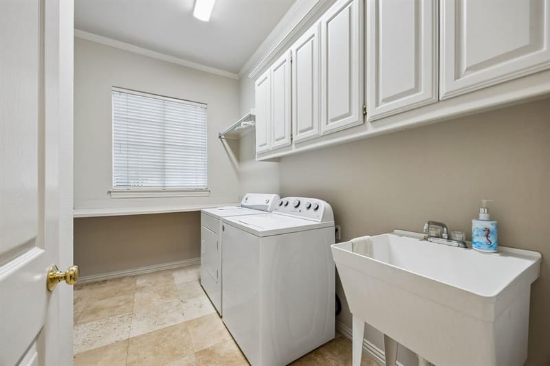 6825 Oak Park Lane, Plano TX 75023 - Photo 31