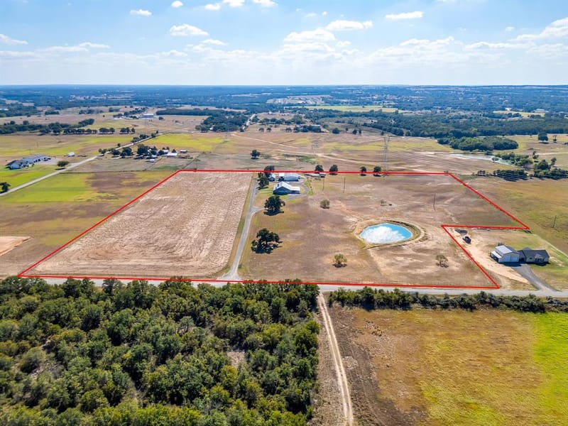 207 Trails End, Poolville TX 76487 - Photo 2