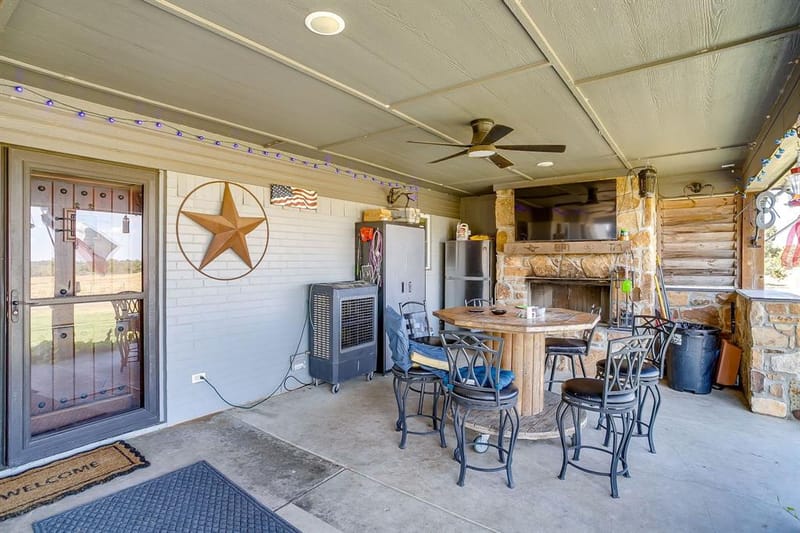 207 Trails End, Poolville TX 76487 - Photo 9
