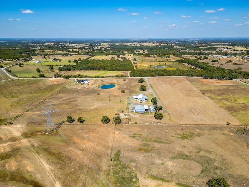 207 Trails End, Poolville TX 76487 - Photo 37