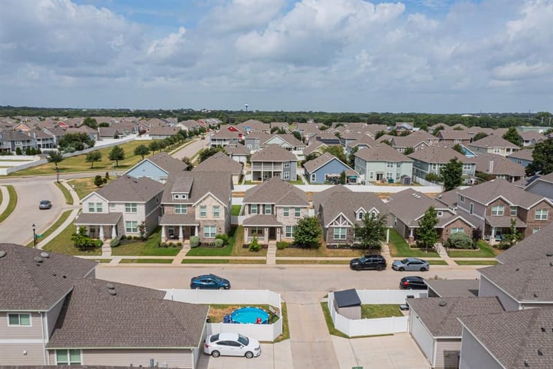 6009 Driscoll Lane, Providence Village TX 76227 - Photo 3