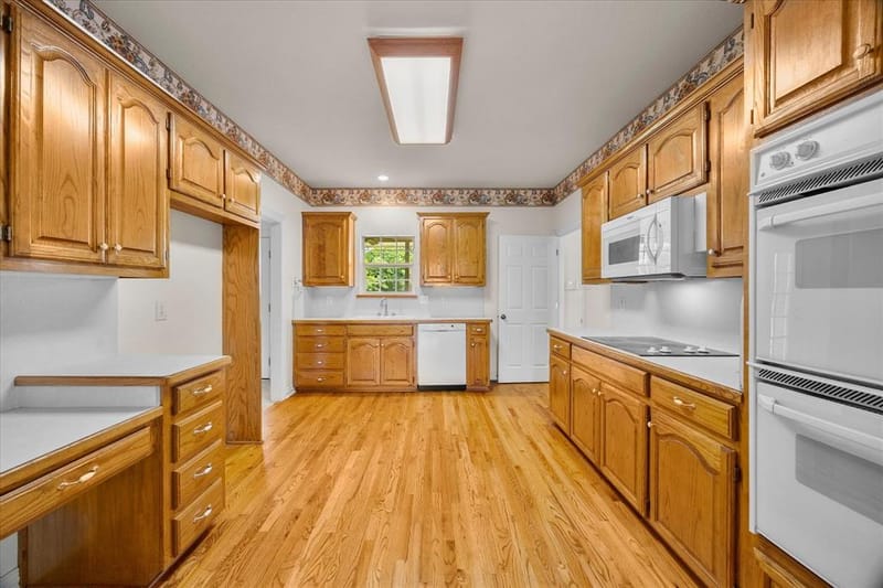 10495 Holly Creek Road, Terrell TX 75160 - Photo 12
