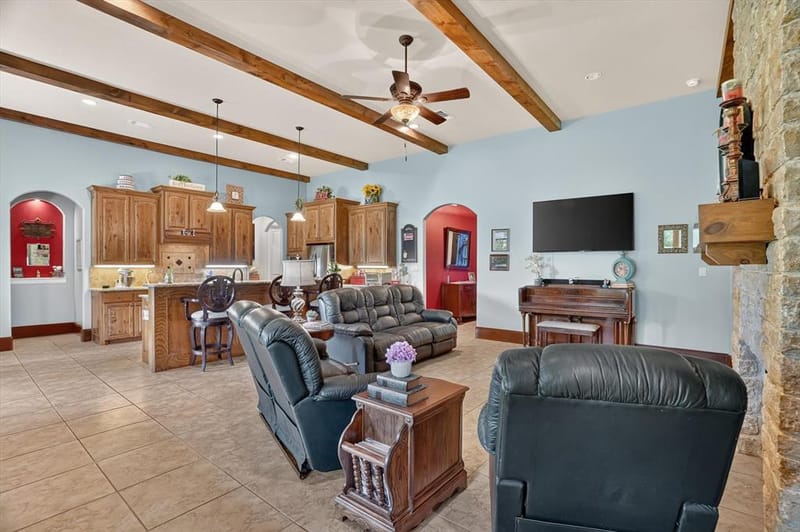 3545 Abes Landing Drive, Granbury TX 76049 - Photo 6