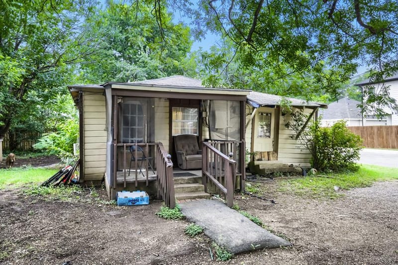 1012 E Jefferson Street, Waxahachie TX 75165 - Photo 4