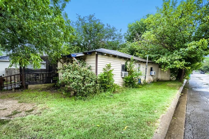 1012 E Jefferson Street, Waxahachie TX 75165 - Photo 21