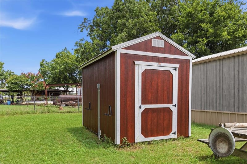500 N Moreland Street, De Leon TX 76444 - Photo 19