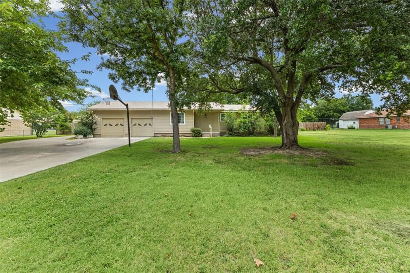 6709 Gillis Johnson Street, Fort Worth TX 76179 - Photo 3