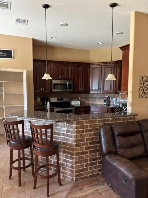 209 Newcastle Street, Waxahachie TX 75165 - Photo 7